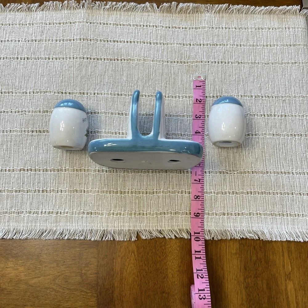 Big Ceramic Salt &‎ Pepper Shaker / Napkin Combo Cottage Core